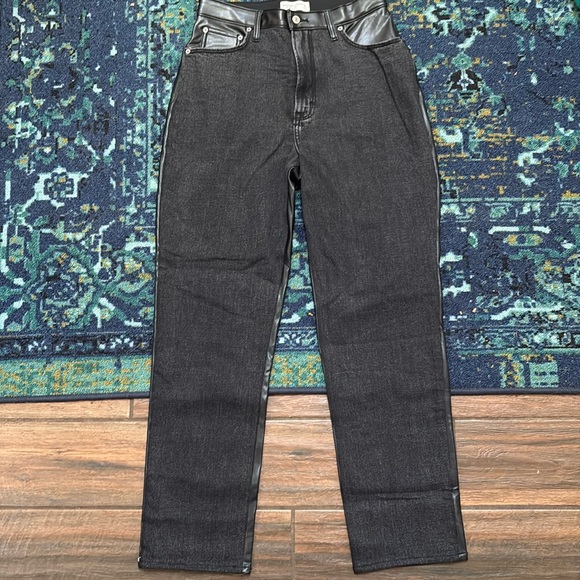 Abercrombie & Fitch Mixed Fabric Ultra High Rise Ankle Straight Jean (Size 12) - Picture 5 of 9